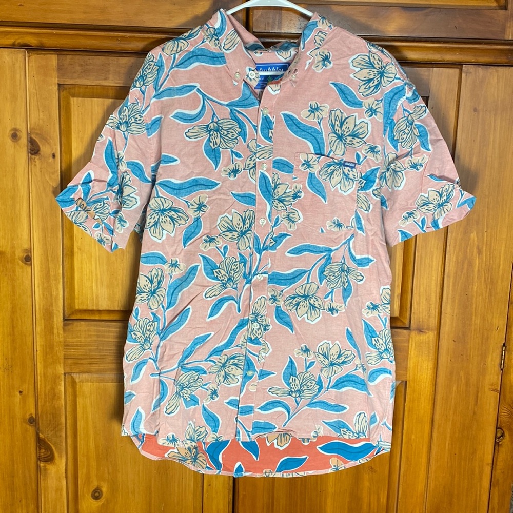 Chubbies Men’s Pink and Blue Floral Print Button Up Short Sleeve Shirt